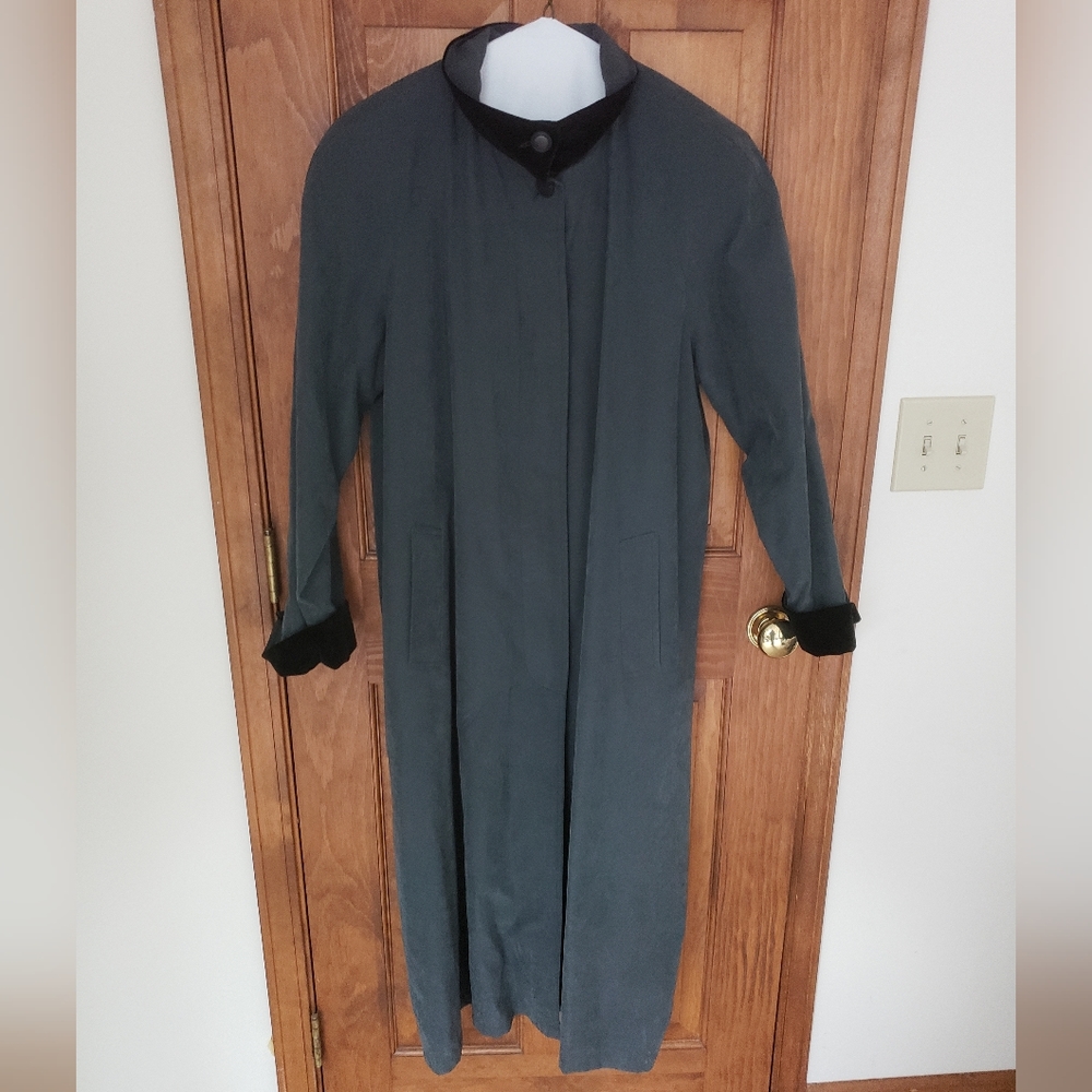 Misty Harbor All Weather Rain/Storm Coat Sz 14